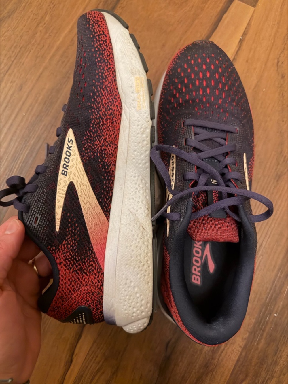 Brooks Ghost 16